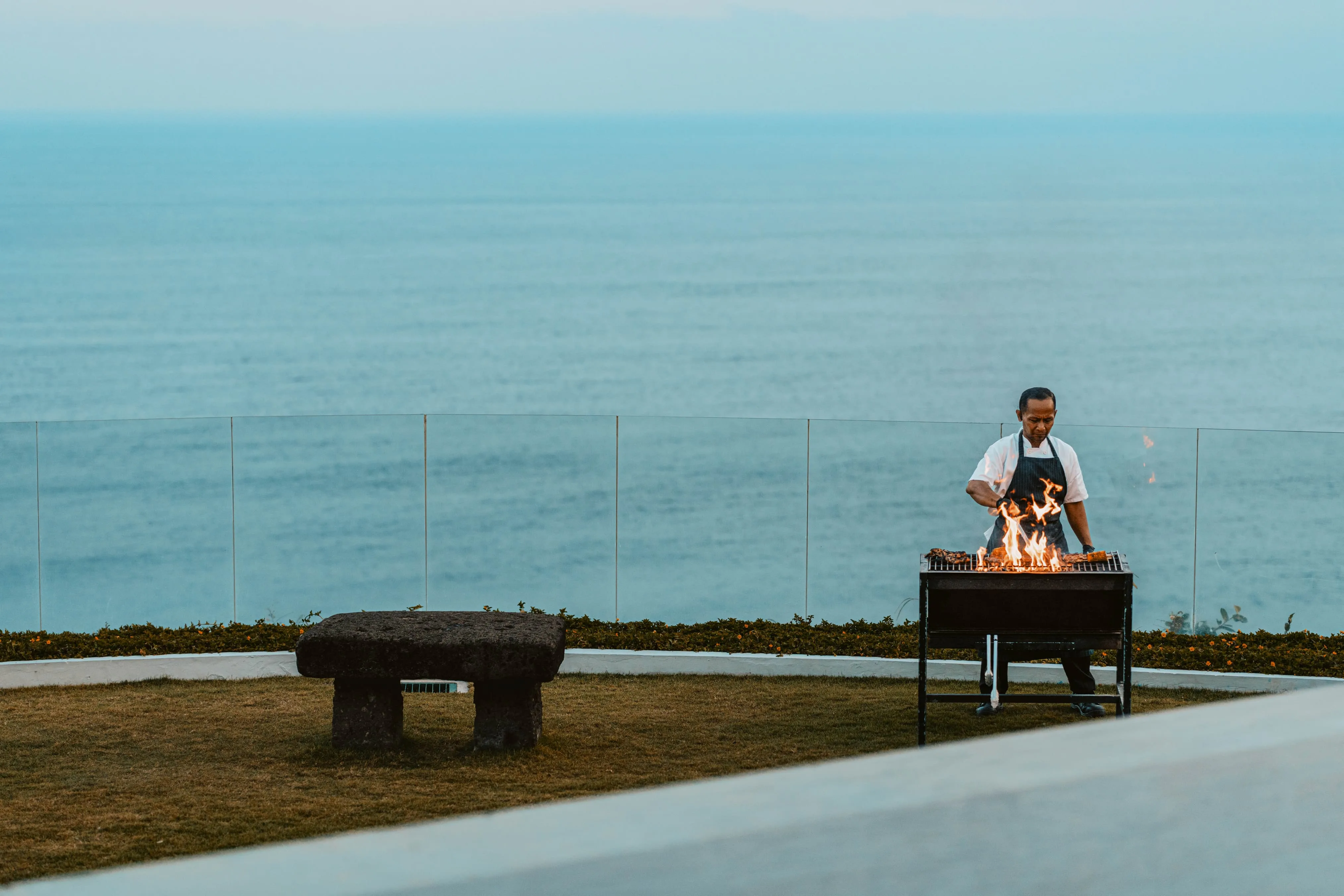 Dining image 4