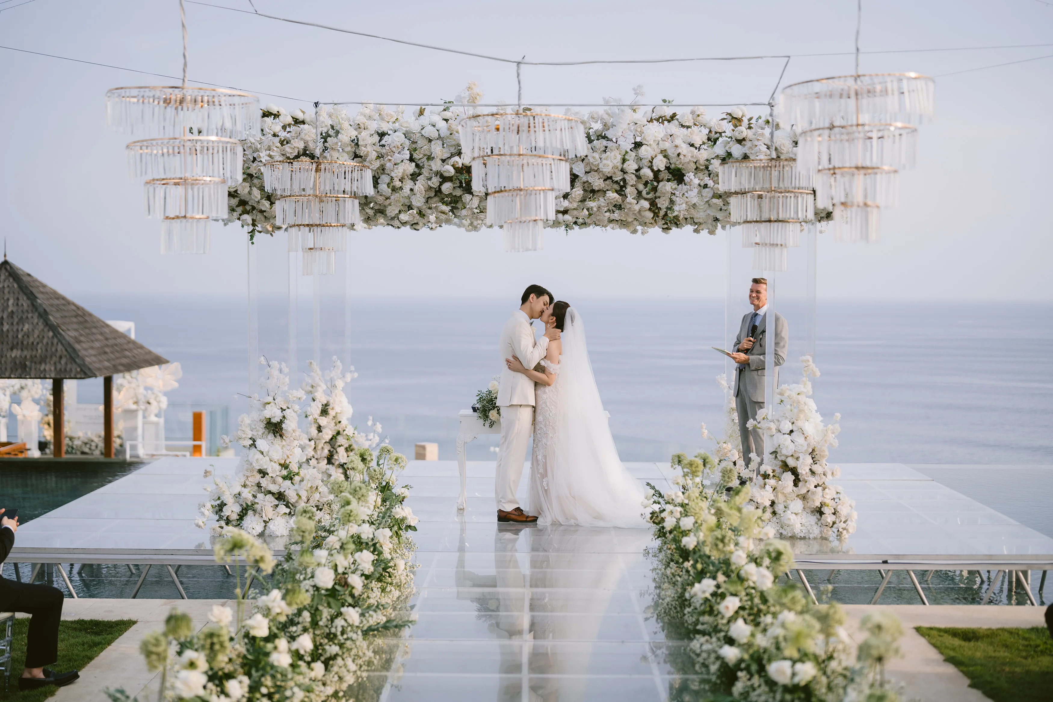 Crafting timeless moments at Bali's cliffside